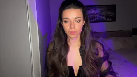 Snapshot of scarlet_daisy_ chatting on July 2026 07:24:02 AM Sophie online show from July 2026 07:24:02 AM