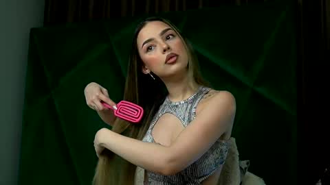 Scarlet online show from February 2026 11:48:01 PM