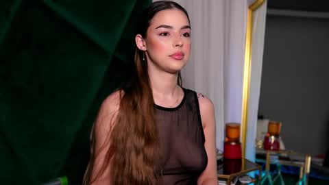 Scarlet online show from April 2026 02:05:02 AM