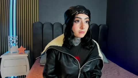 Snapshot of scarleth_fg_ chatting on April 2026 11:06:01 PM Scarleth online show from April 2026 11:06:01 PM