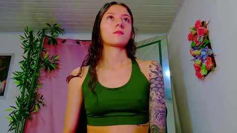 Snapshot of scarletjonesx chatting on May 2026 01:56:01 AM Denis online show from May 2026 01:56:01 AM