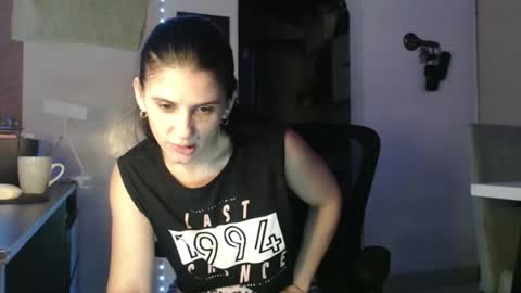 scarletmoons online show from March 2026 06:51:02 AM