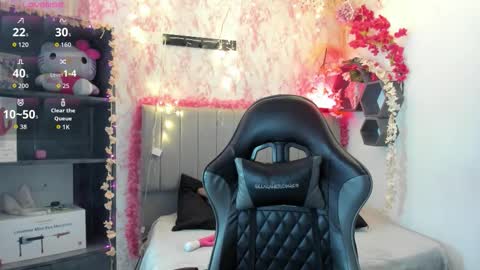 Scarlett online show from March 2026 04:34:02 AM