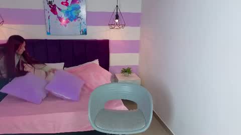 Snapshot of scarlett__bell chatting on June 2026 01:36:01 PM Scarlett online show from June 2026 01:36:01 PM