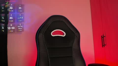 SCARLETT COLLINS online show from April 2026 01:50:01 AM