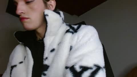 scarlet online show from April 2026 01:27:02 AM