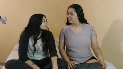 Scarlett and Jazmin online show from July 2026 07:19:02 AM
