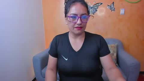 Scarlett sax online show from April 2026 12:52:02 AM