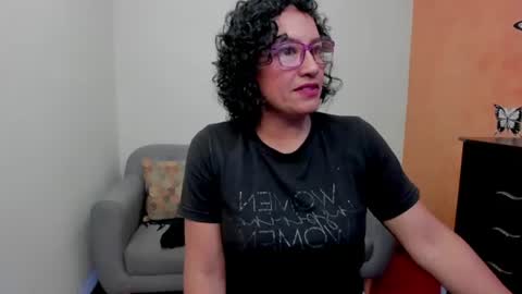 Scarlett sax online show from June 2026 12:26:02 AM