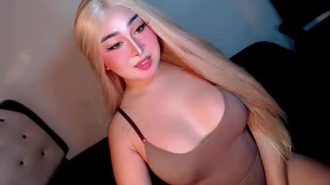 scarllet_thompson08 online show from March 2026 09:53:02 PM