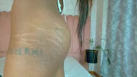 scharlettbrown online show from May 2026 01:39:01 PM