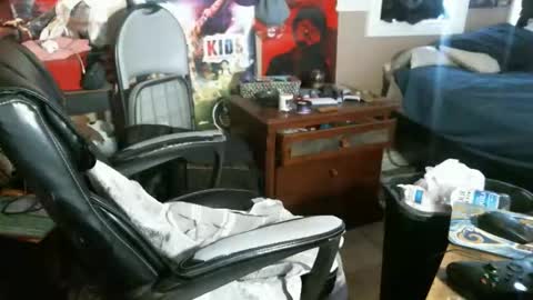 schemin10248 online show from May 2026 06:24:02 PM