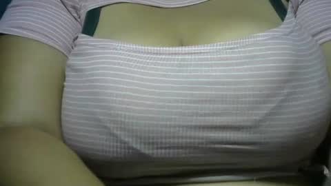 mai latina online show from March 2026 12:03:01 AM