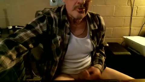eating pussy  sucking dick online show from January 2026 06:08:01 AM