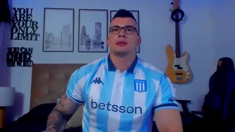 Sean Carrera online show from November 2025 03:38:01 AM