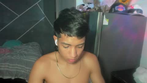 Snapshot of sean_scoth2 chatting on December 2024 09:11:01 PM Sean Scoth online show from December 2024 09:11:01 PM