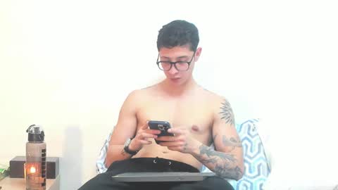 Snapshot of sebas_1122 chatting on March 2026 08:01:01 PM SEBASTIAN online show from March 2026 08:01:01 PM