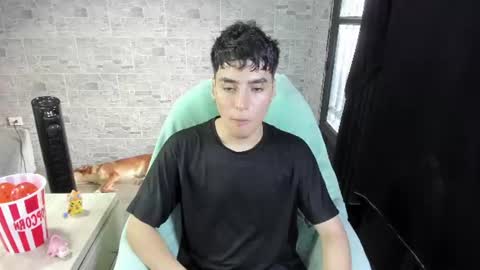 Snapshot of sebas_rosse chatting on June 2026 10:25:02 PM sebastian online show from June 2026 10:25:02 PM