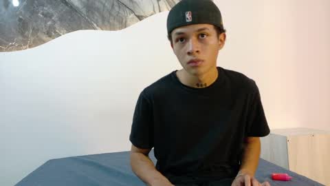 sebastian42_ online show from May 2026 08:26:01 PM