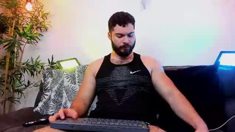 Snapshot of sebastianvilla__ chatting on July 2026 11:15:01 PM Instagram jeanpaulfit online show from July 2026 11:15:01 PM