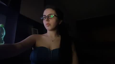 secret_vanilla_ online show from June 2026 09:03:01 PM