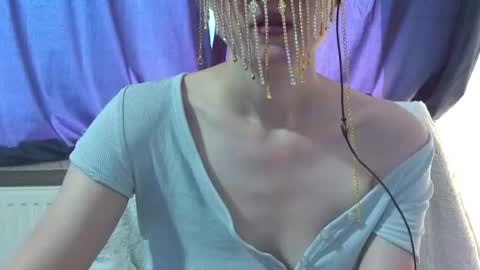 Snapshot of secretanni chatting on June 2026 10:51:02 AM Anni online show from June 2026 10:51:02 AM