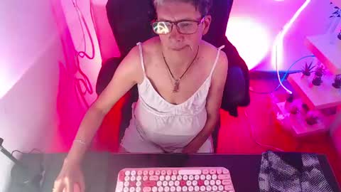 Selena online show from July 2026 08:46:01 PM