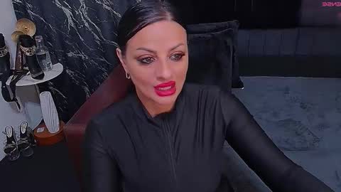 Selene online show from March 2026 05:00:02 AM