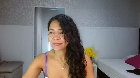 Selene online show from April 2026 12:20:02 PM