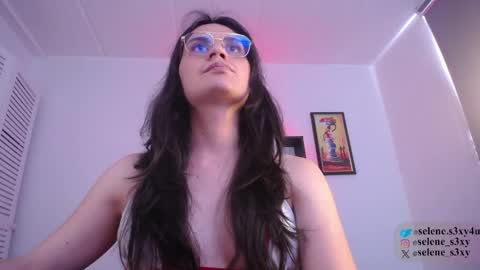 selene_s3xy online show from April 2026 04:59:02 PM