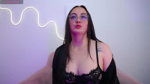 Snapshot of selene_swee chatting on July 2026 05:42:02 PM selene_swee online show from July 2026 05:42:02 PM