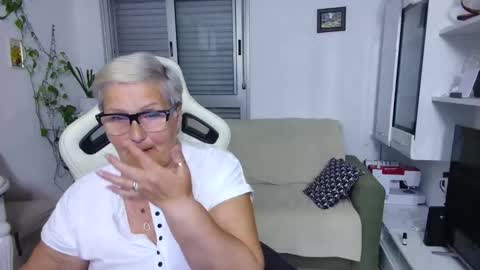 Selenna online show from May 2026 05:52:01 PM