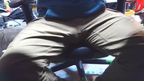 selfpound online show from April 2026 07:27:01 PM