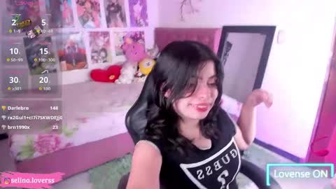 Snapshot of selina_lovers_ chatting on April 2026 03:22:01 AM Selina online show from April 2026 03:22:01 AM