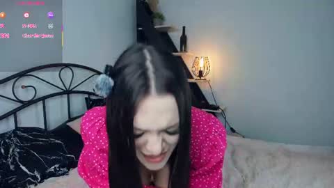 Julia online show from June 2026 07:10:01 AM