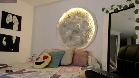 Selyn online show from April 2026 11:11:02 AM