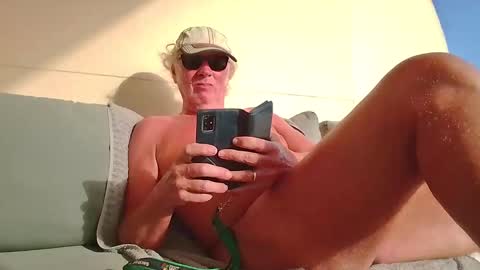 Snapshot of seniorfuntime1556 chatting on October 2025 04:16:01 PM Summiteer online show from October 2025 04:16:01 PM