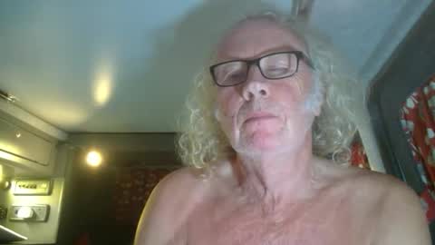 Snapshot of seniorfuntime1556 chatting on November 2025 11:36:02 PM Summiteer online show from November 2025 11:36:02 PM