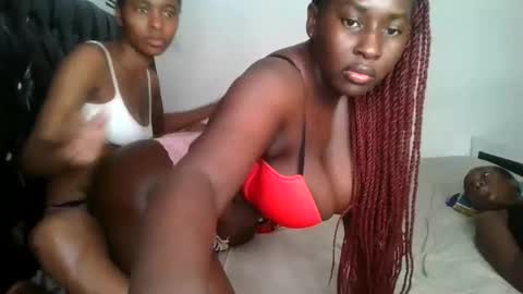 Snapshot of sensual_ria chatting on May 2026 09:55:02 PM sensual_ria online show from May 2026 09:55:02 PM