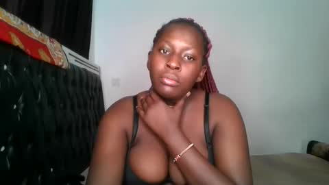 Snapshot of sensual_ria chatting on June 2026 05:08:01 AM sensual_ria online show from June 2026 05:08:01 AM
