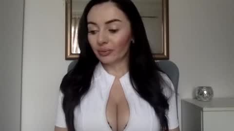 Snapshot of sensuallstella chatting on February 2026 07:39:02 AM sensuallstella online show from February 2026 07:39:02 AM