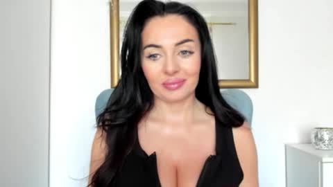 sensuallstella online show from May 2026 06:44:01 AM