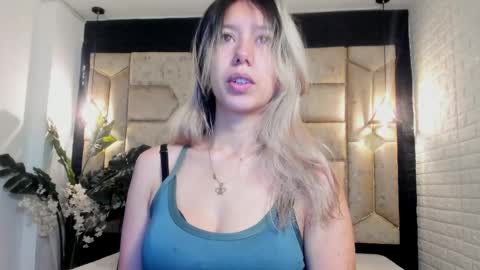 Serene online show from May 2026 12:24:02 PM