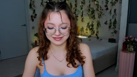 Ophelia online show from April 2026 04:30:01 PM