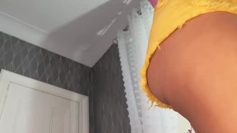 serenexx  your MILF online show from March 2026 07:57:02 AM