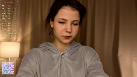 Snapshot of serinazele chatting on June 2026 06:54:01 PM Melissa online show from June 2026 06:54:01 PM