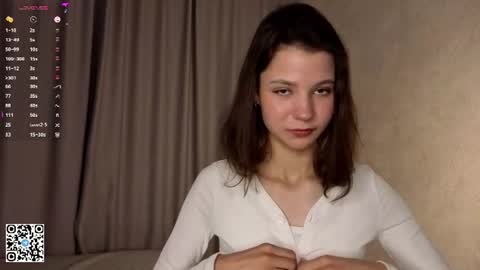 Snapshot of serinazele chatting on June 2026 10:15:01 AM Melissa online show from June 2026 10:15:01 AM