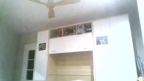 serrano49 online show from December 2025 04:06:01 AM