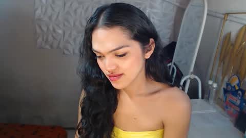 Bella online show from June 2026 02:53:01 AM