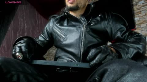 seth_0wner online show from March 2026 01:33:02 AM